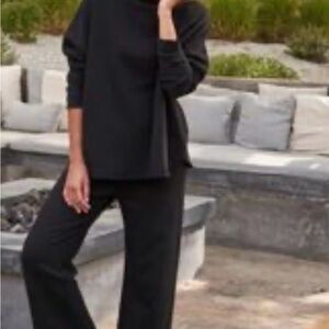 Frank & Eileen Black Aspen Travel Set